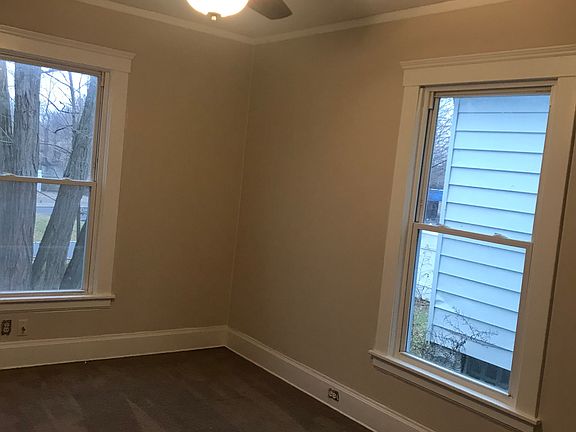 2nd image of 6 Frank Ct