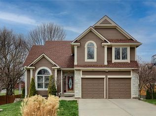 6630 Hauser Dr, Shawnee, KS 66216