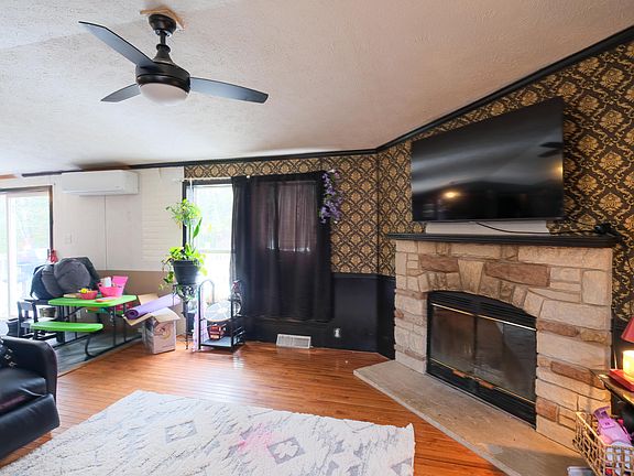 5th image of 19 Marston Meadow Road