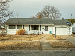 615 27th Ave, Monroe, WI 53566