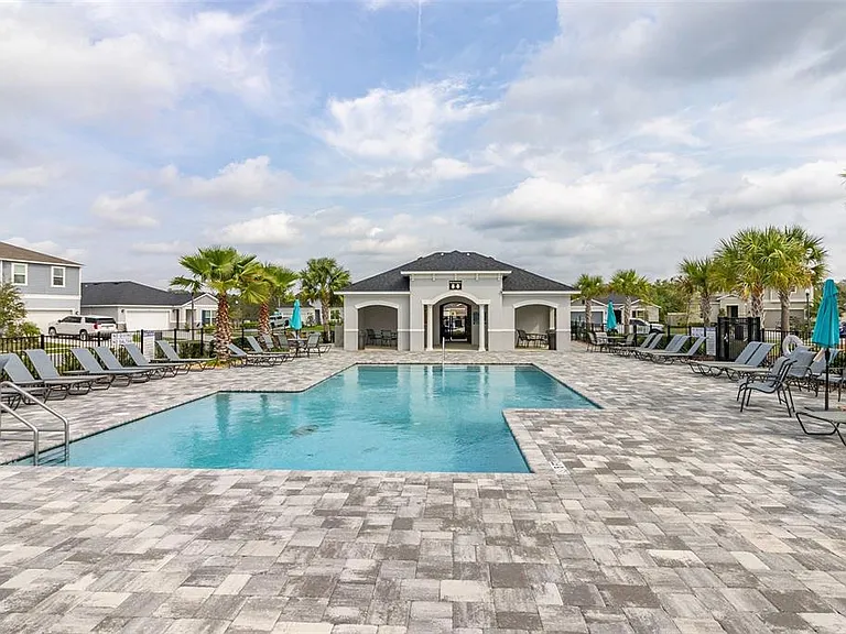 1097 Augustus Dr — Photo 42