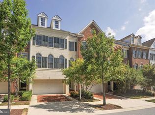 205 Oak Knoll Ter, Rockville, MD 20850