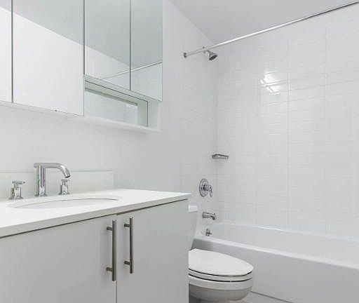 5th image of 95 Horatio St APT 523