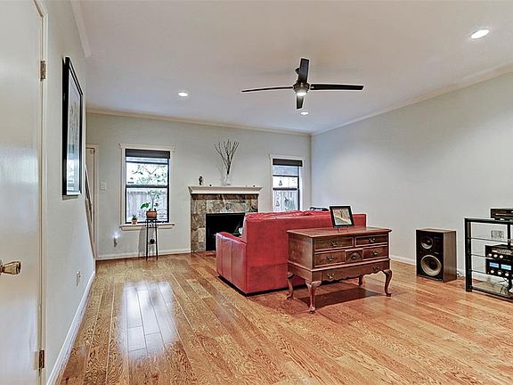 5th image of 9800 Pagewood Ln APT 3503