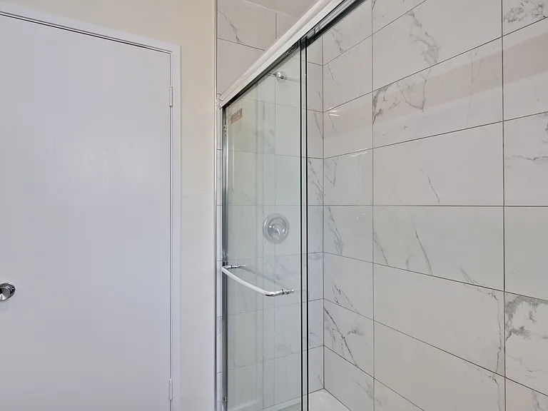 2908 Birdsall Ave #2908 — Photo 17