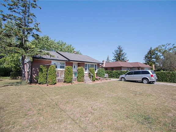 2nd image of 55 Garden Dr