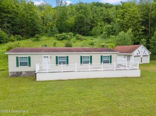 240 Crescent Rd, Gilboa, NY 12076