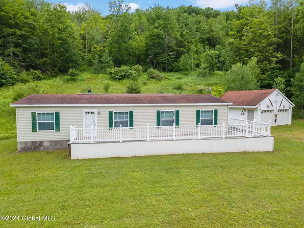 240 Cresent Road, Gilboa, NY 12076