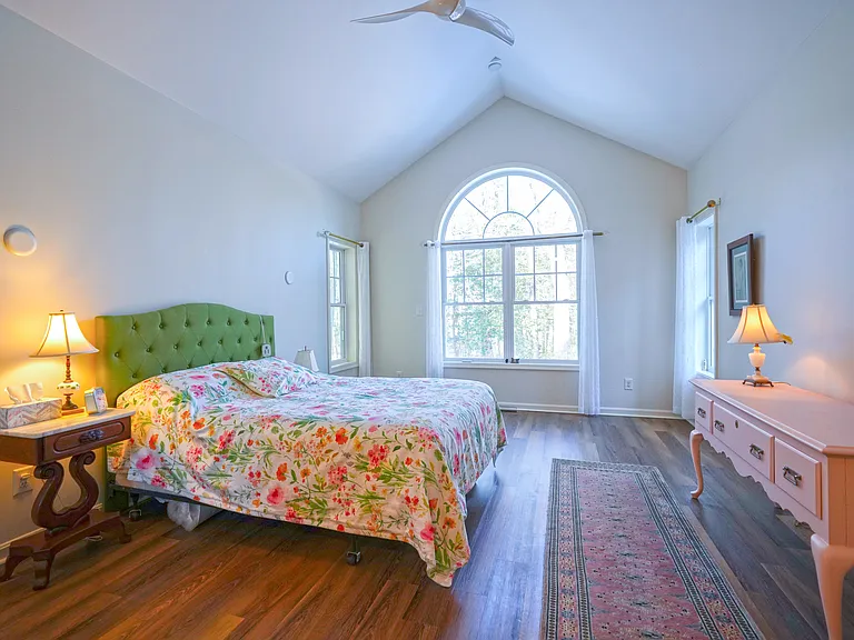 23370 Horse Island Rd — Photo 8