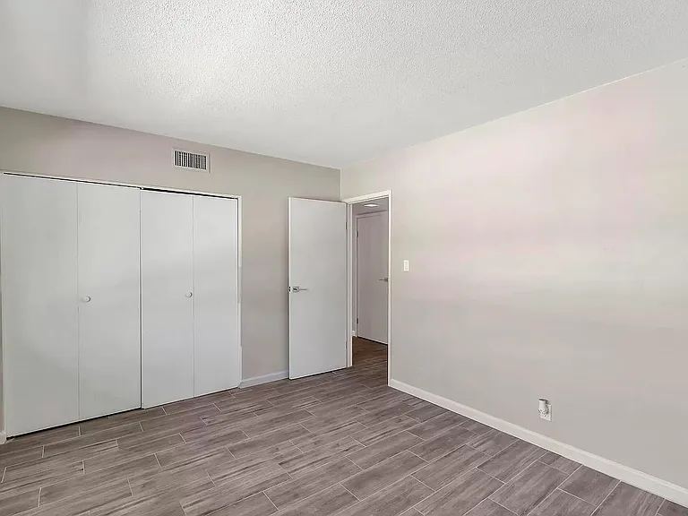 4701 N 68th St #242 — Photo 10