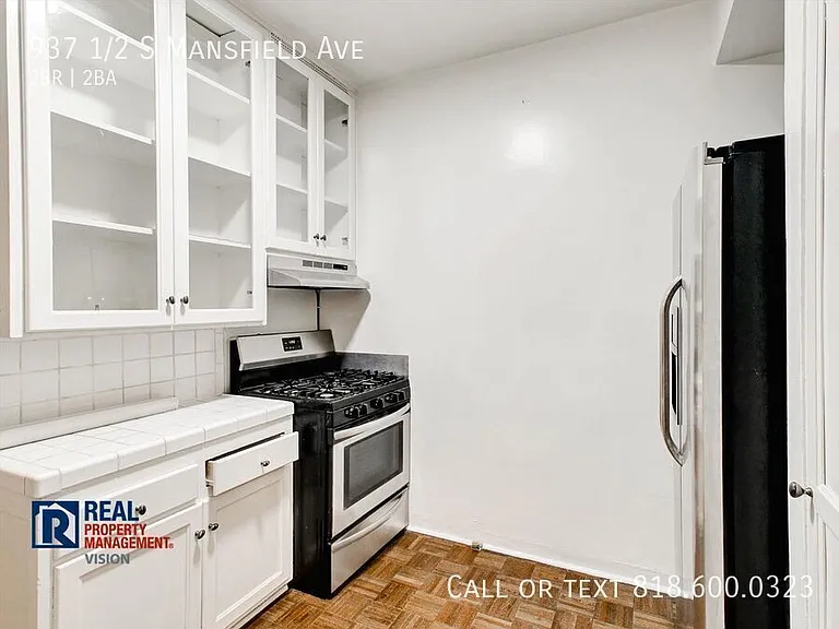 937 1/2 S Mansfield Ave — Photo 15