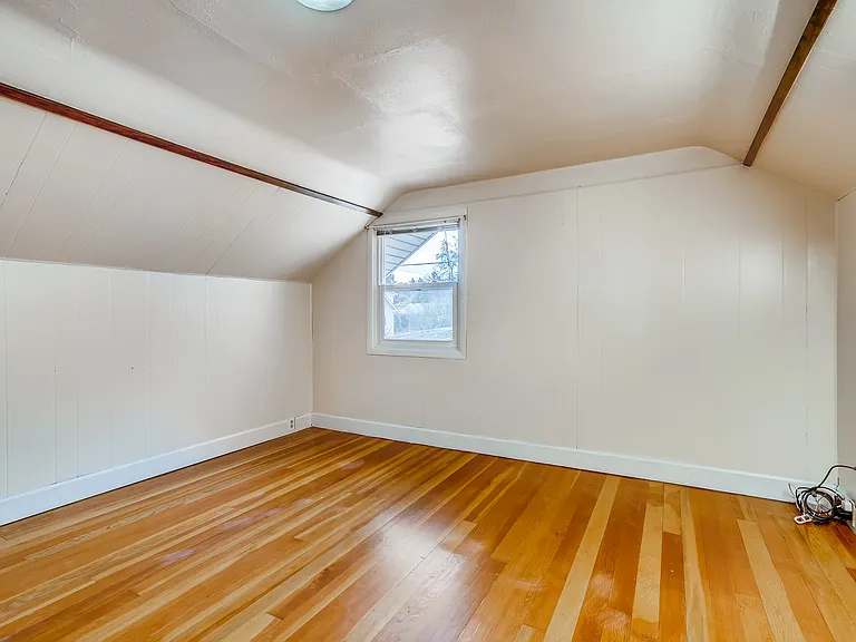 10705 NE Skidmore St #C — Photo 7