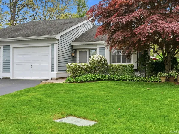9 Baldwin Court #9, Ridge, NY 11961
