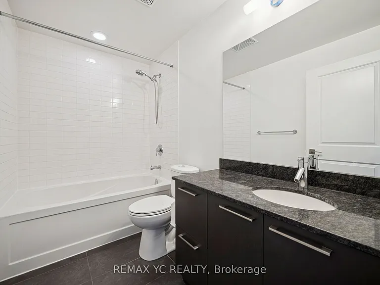 88 Sheppard Ave E #2305 — Photo 11