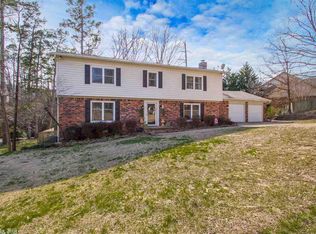 16 Powder Horn Ct, Little Rock, AR 72212