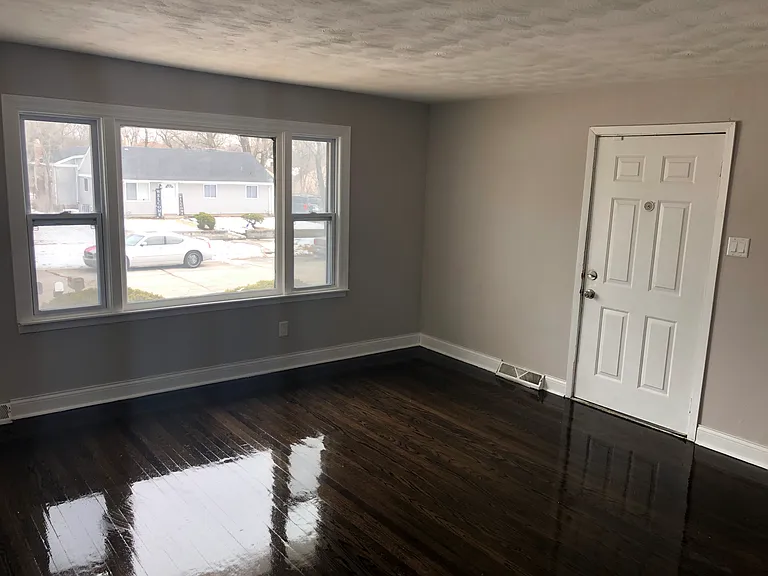 2154 Roosevelt Pl #2 — Photo 3