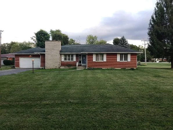 137 Woodland Dr, Eaton, OH 45320