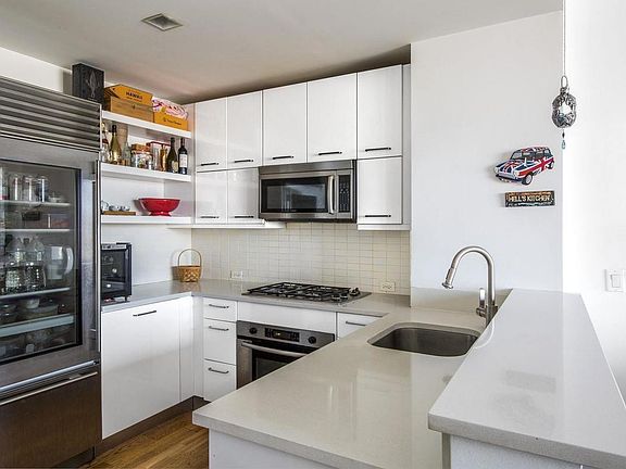 3rd image of 635 W 42nd St APT 23C