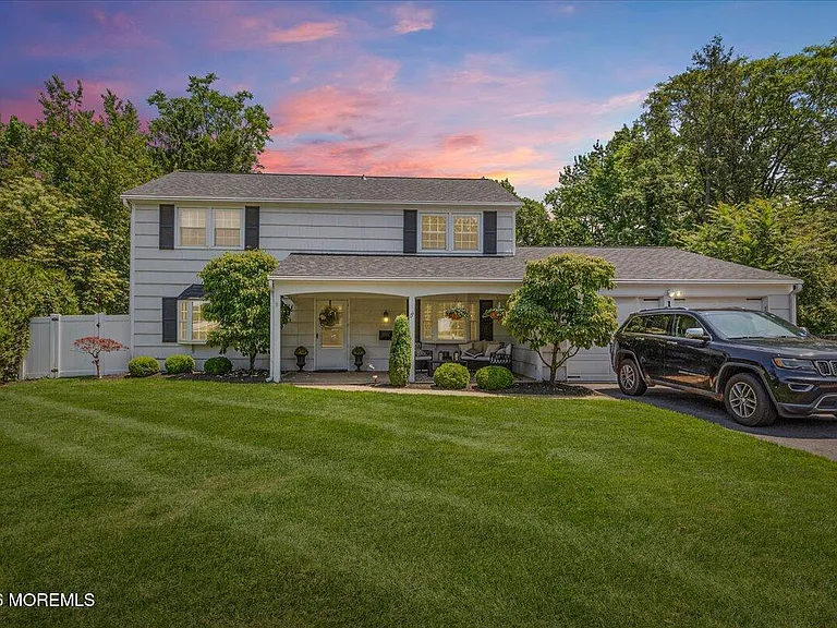 171 Fordham Dr — Photo 1