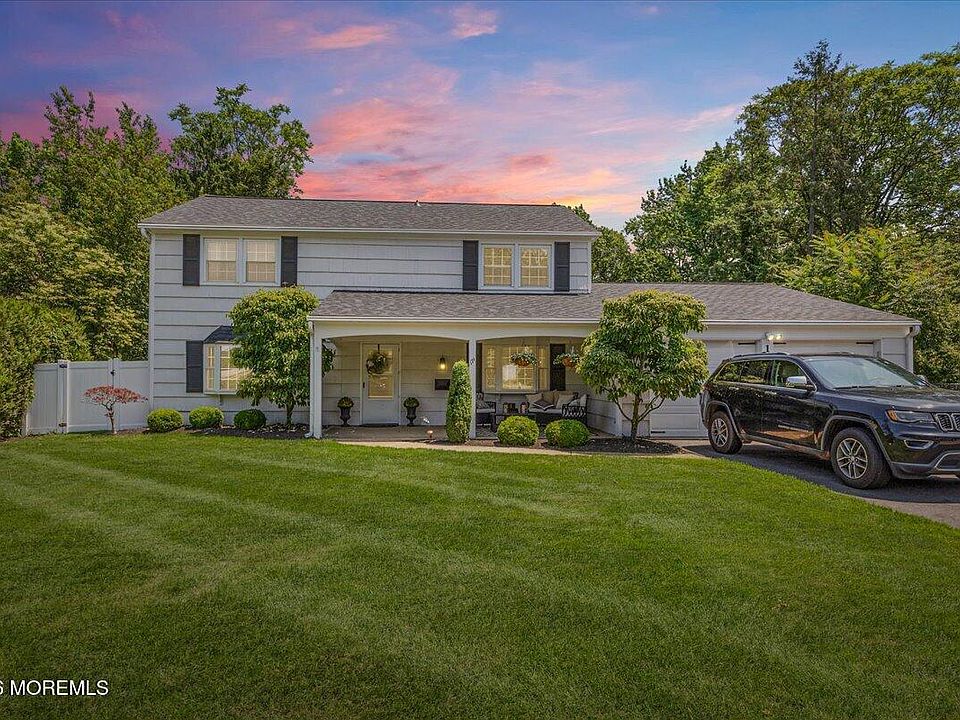 1st image of 171 Fordham Dr