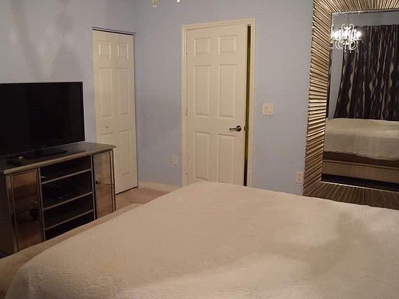 5th image of 8755 NW 98th Ct
