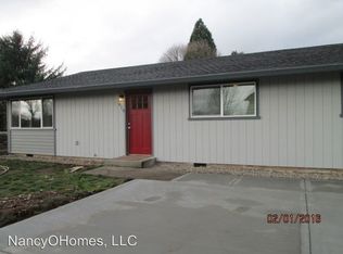 910 W D Ave, La Center, WA 98629