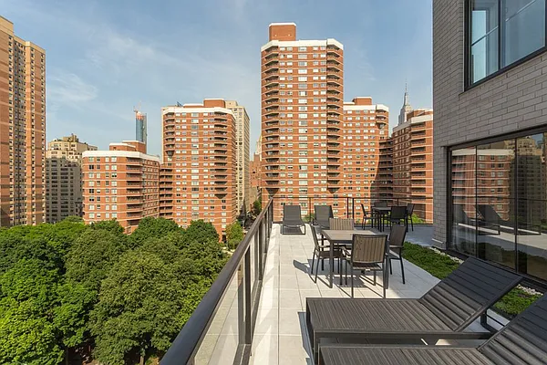 Rented by FirstService Realty (legacy) | media 13