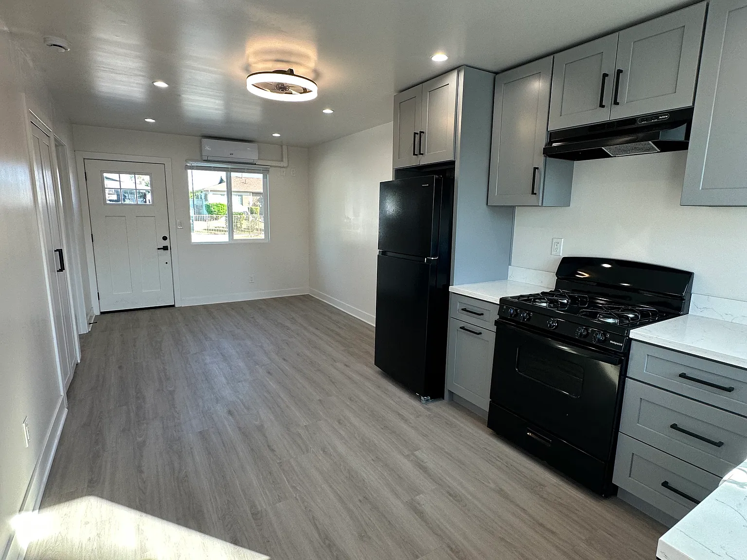 12365 W Jerome St — Photo 3