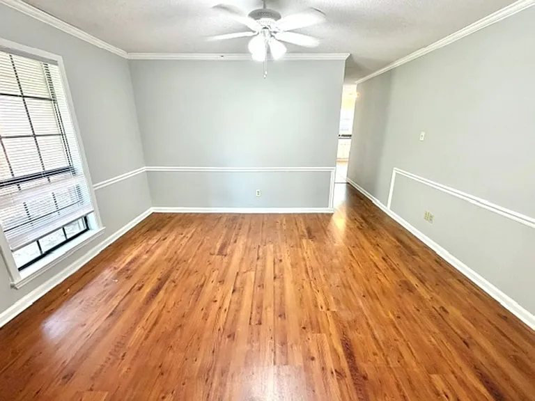 6383 Eastbrier Dr — Photo 6