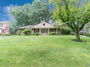 4601 Plumbrook Dr, Toledo, OH 43623