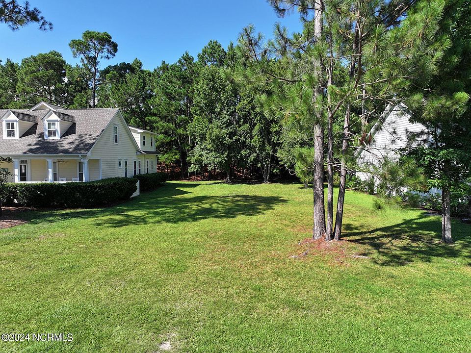 1st image of 1458 Pinecroft Lane SE