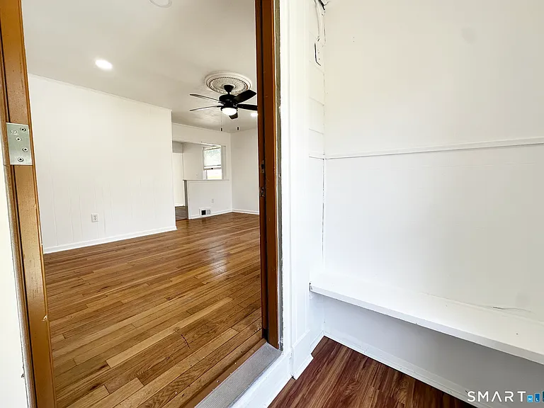 225 Battis Rd — Photo 3