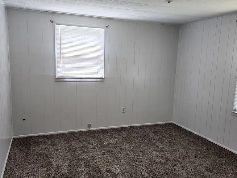 709 Lee Rd — Photo 14