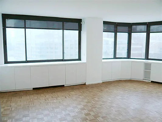 Rented by Sotheby's International Realty | media 2