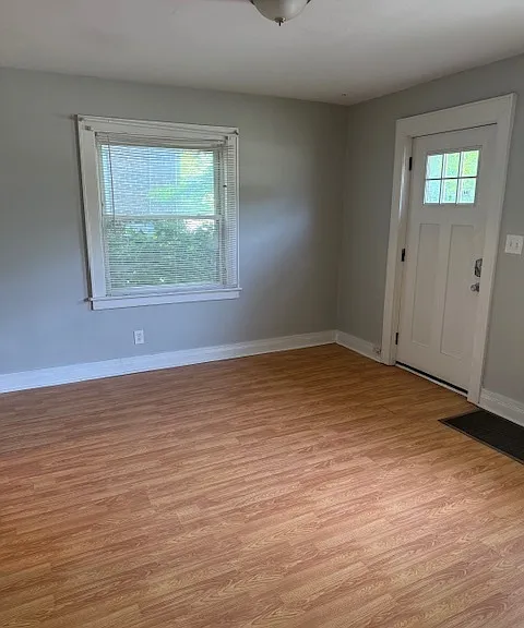1011 Broadmoor Dr #B — Photo 8
