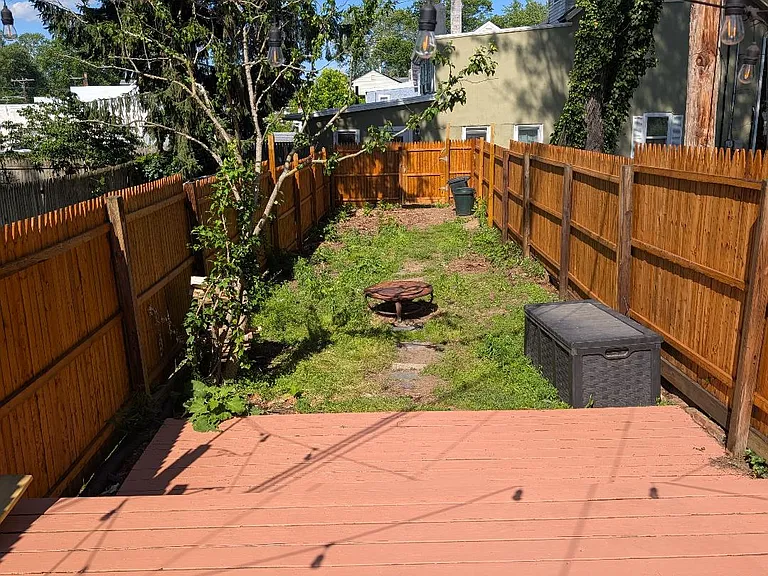 113 Farnsworth Ave — Photo 6