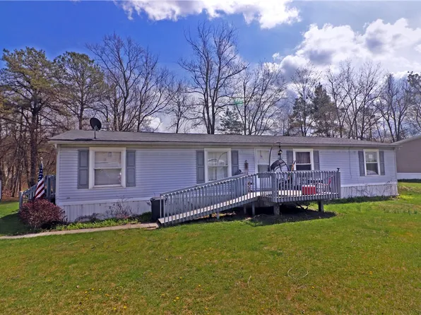 228 Murray Ln, Export, PA 15632
