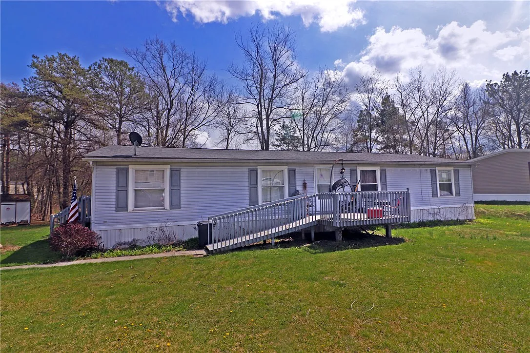 228 Murray Ln photo 1