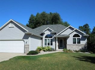 272 Military Ridge Dr, Verona, WI 53593