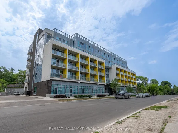 257 Hemlock St #309, Waterloo, ON N2L 0K2