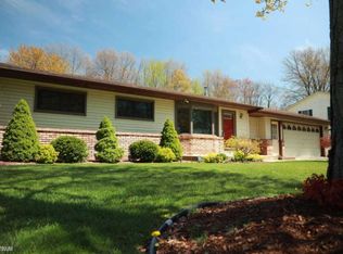 52324 Brentwood Dr, Shelby Township, MI 48316