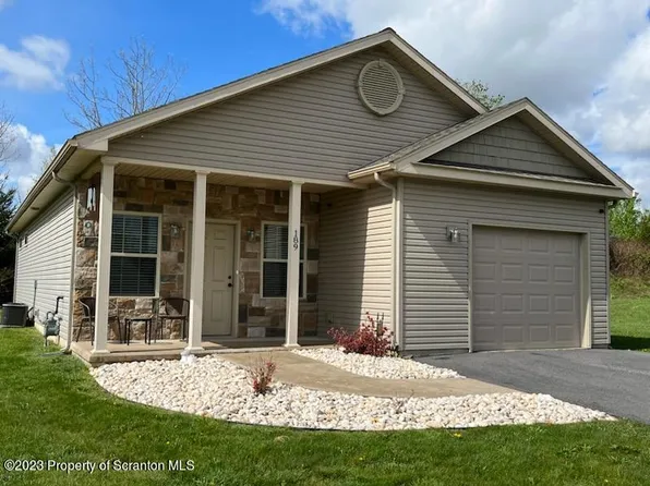 189 Cremard Blvd, Duryea, PA 18642