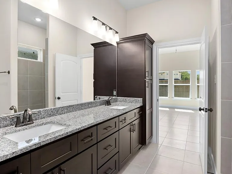 405 Park Cir — Photo 25