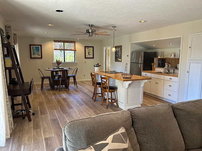 4157 Northwood Dr — Photo 3