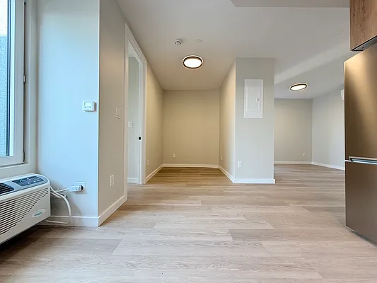 Rented by Zjama Realty Corp | media 3