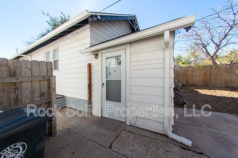 1 bed, 1.0 bath, 600 sqft, $1,095 — Photo 2