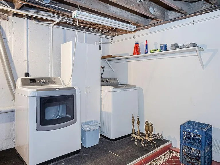 43 Poplar St — Photo 49
