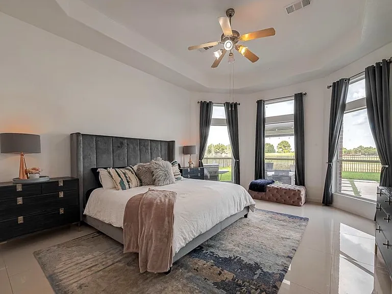 10614 Opal Ridge Dr — Photo 6