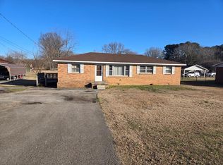 1105 Highway 77, Paris, TN 38242