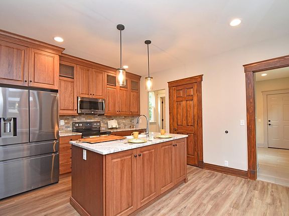 5th image of 4670 Hamilton Ave